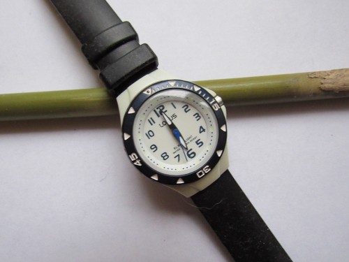 Montre plongée lorus quartz - montre,